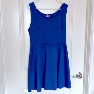 Beautiful Blue Dress!